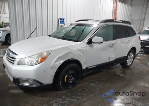 2010 Subaru Outback 2.5I Limited z USA, uszkodzony, nr VIN 4S4BRCKC1A3371817